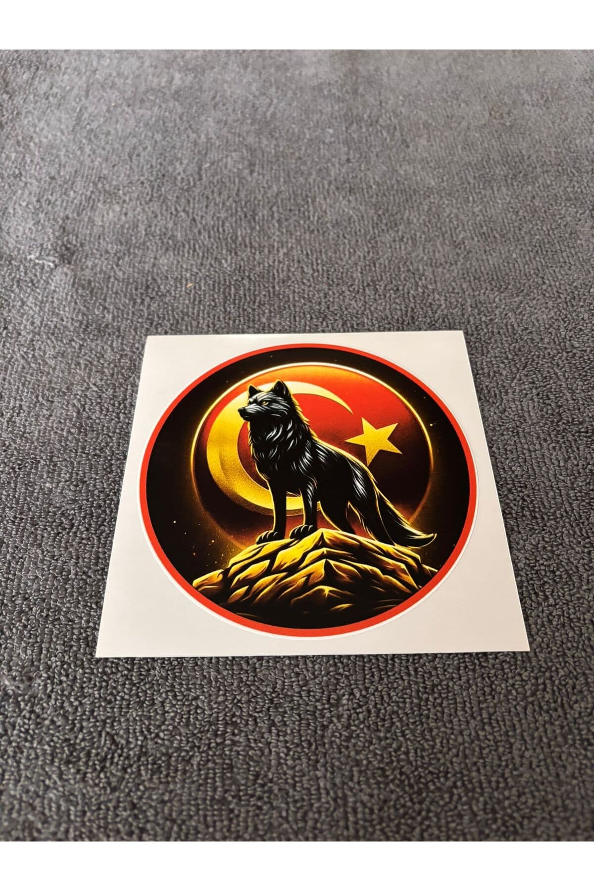 Kurt Sticker Siyah (11x11 cm) – Dıştan Yapıştırma